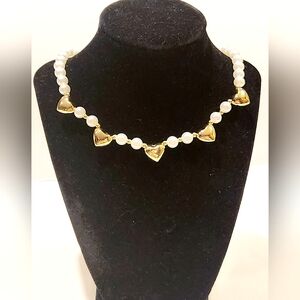 5 Hearts Choker Necklace with fresh water pearl shell beads Gold plated 18K.New